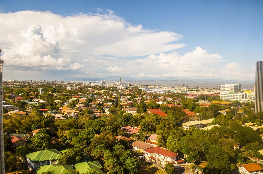 Titan Condo At Studio City Tower 1 Alabang Manila Bagian luar foto